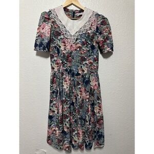 Vintage 80's Brandywine Creek Floral Dress White Lace Collar Sleeve Cottagecore